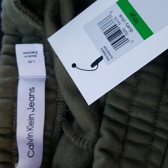 Calvin Klein Joggers XL - Picture 6 of 12
